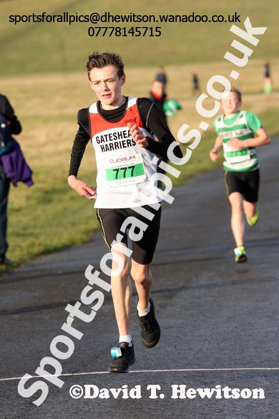 Boys and Girls under-13s, 2016 Heaton Memerial 10k Road Race. Photo: David T. Hewitson/Sports for All Pics